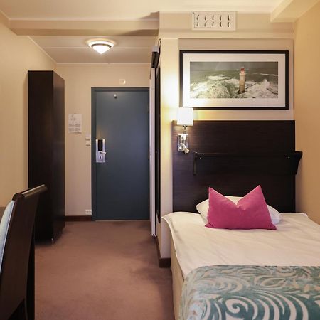 Quality Hotel Флоро Экстерьер фото