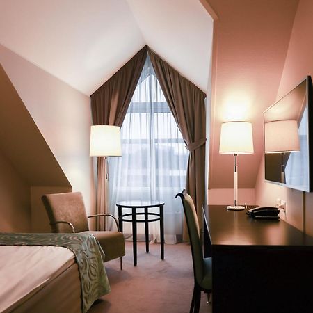 Quality Hotel Флоро Экстерьер фото