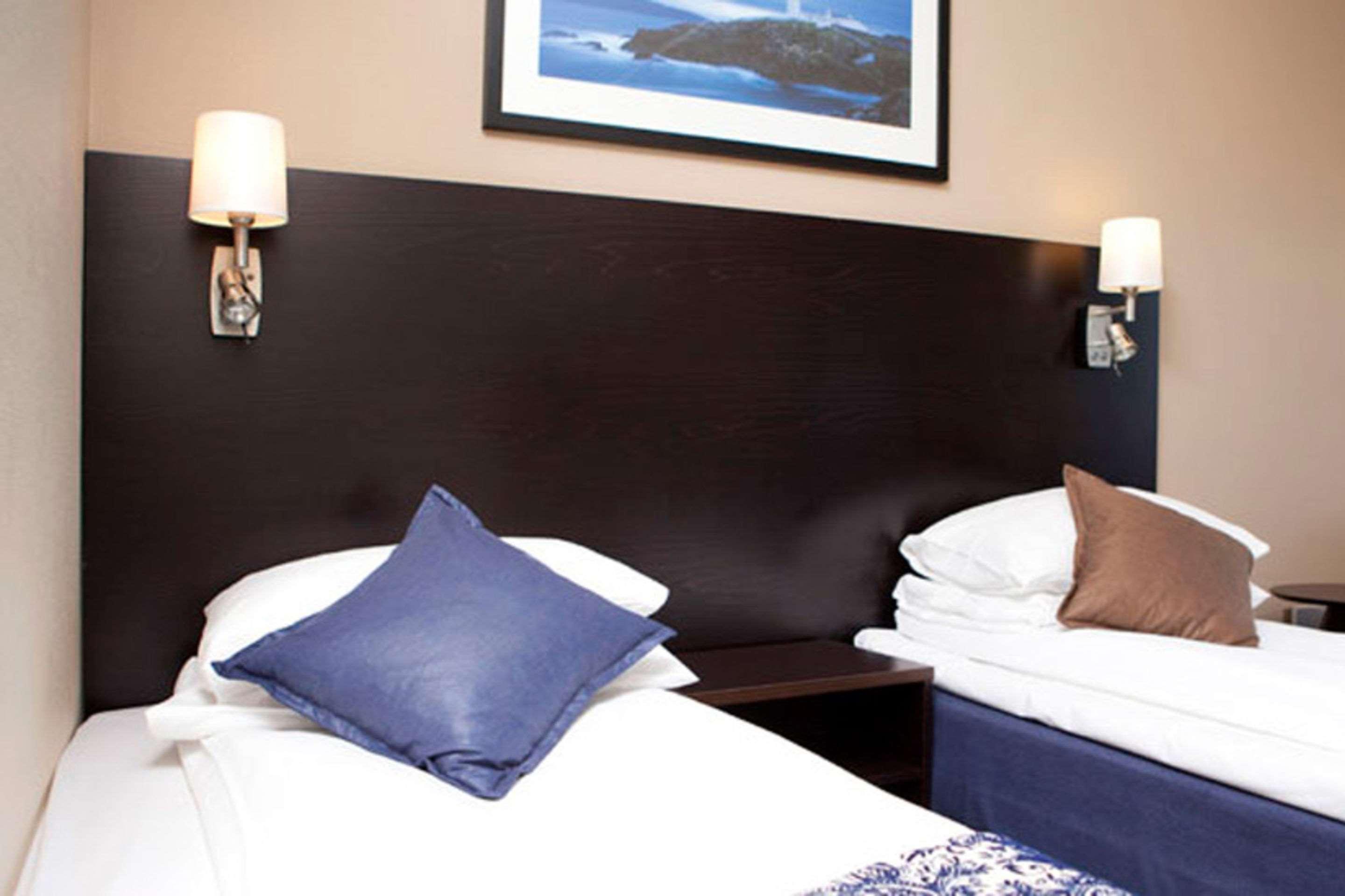 Quality Hotel Флоро Экстерьер фото